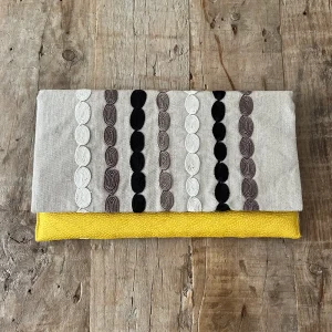 Bomsaï solapa amarillo con bordados