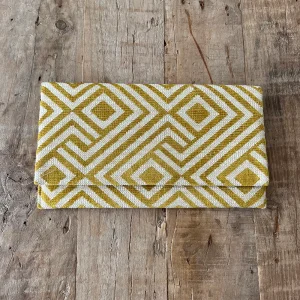 Bomsaï solapa terciopelo geométrico mostaza